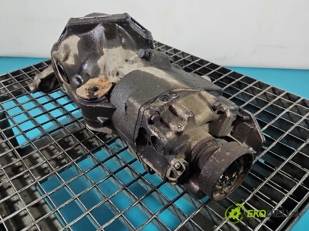 Volvo XC90 I 2002-2014 2.9 T6 272 HP automatic 200 kW 2922 cm3 5- Most: zadní: P8653553