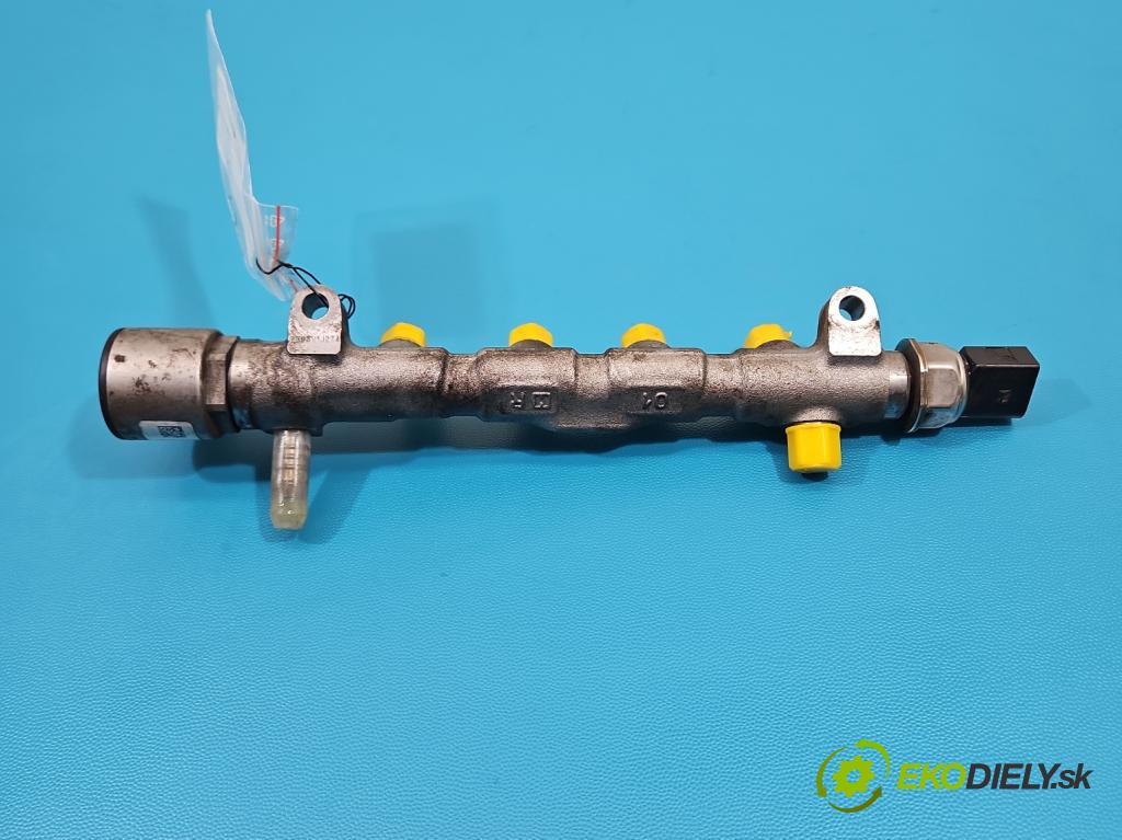 Skoda Octavia III 2013- 1.6 TDI 110 HP manual 81 kW 1598 cm3 5- lišta vstrekovacia 04L130089F (Vstrekovacia lišta)