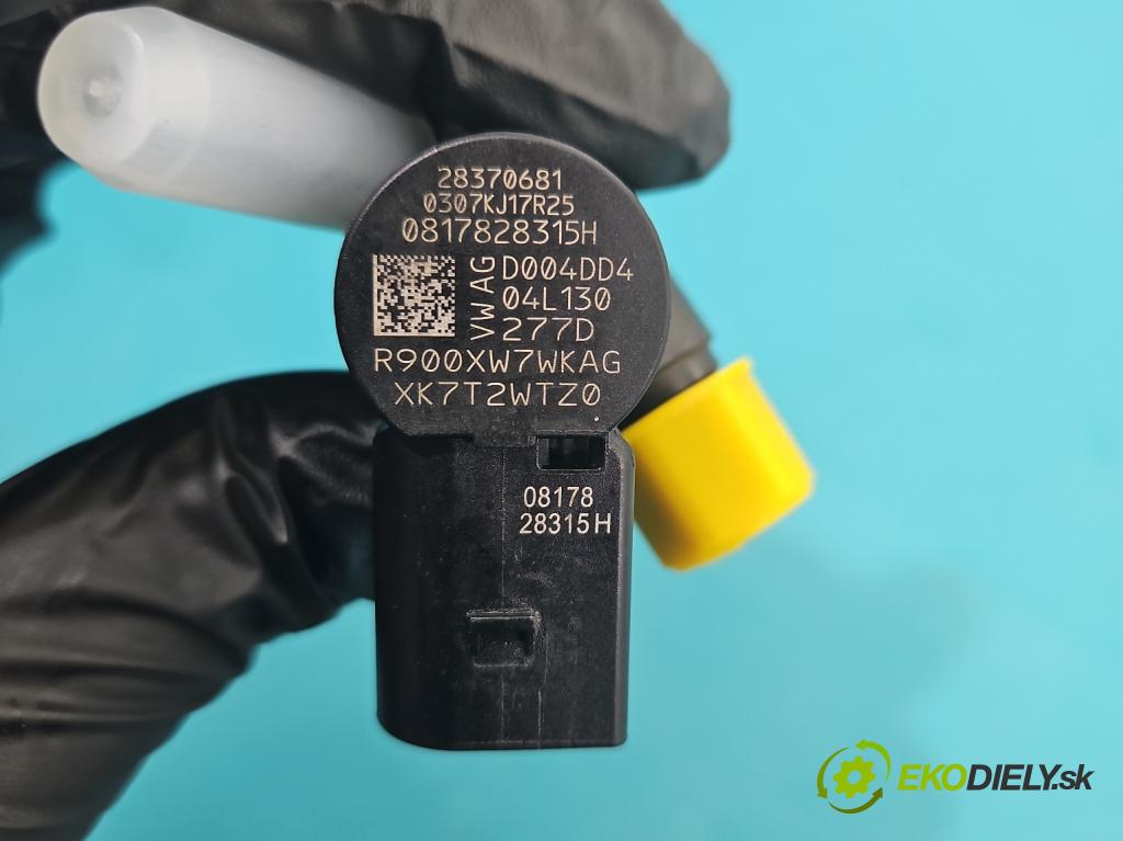 Skoda Octavia III 2013- 1.6 TDI 110 HP manual 81 kW 1598 cm3 5- vstrek 28370681 (Vstrekovač paliva)