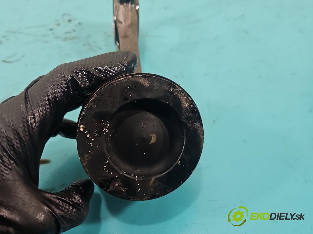 Skoda Octavia III 2013- 1.6 TDI 110 HP manual 81 kW 1598 cm3 5- piest CXXB (Piest)