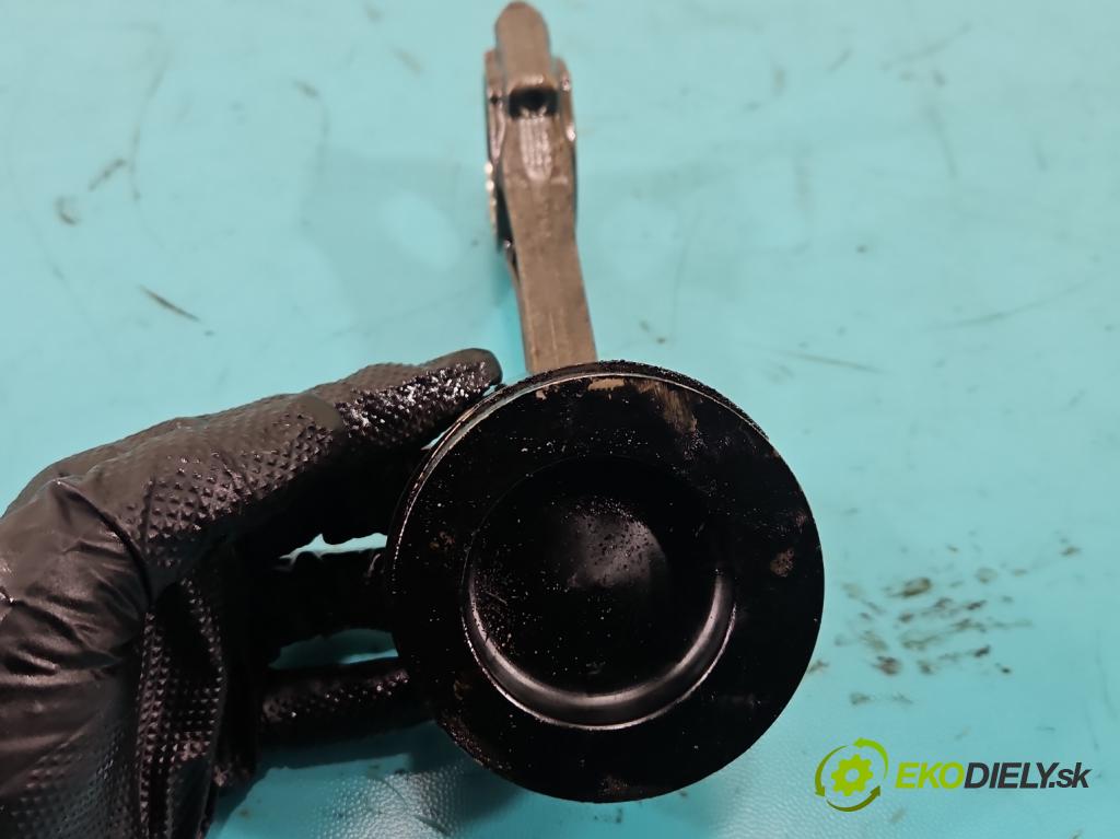 Skoda Octavia III 2013- 1.6 TDI 110 HP manual 81 kW 1598 cm3 5- piest CXXB (Piest)