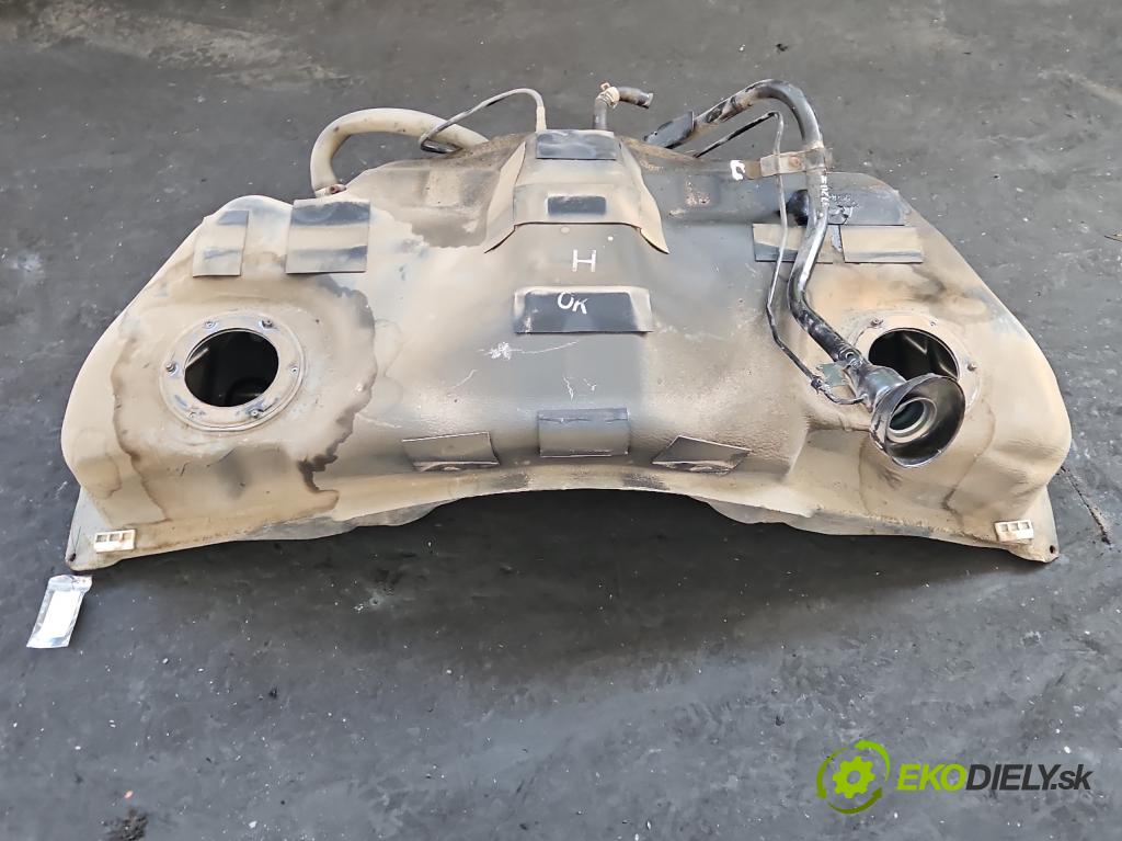 Infiniti QX50 2013-2015 3.7 V6 320KM automatic 235 kW 3696 cm3 5- Nádrž: palivo  (Palivová nádrž)