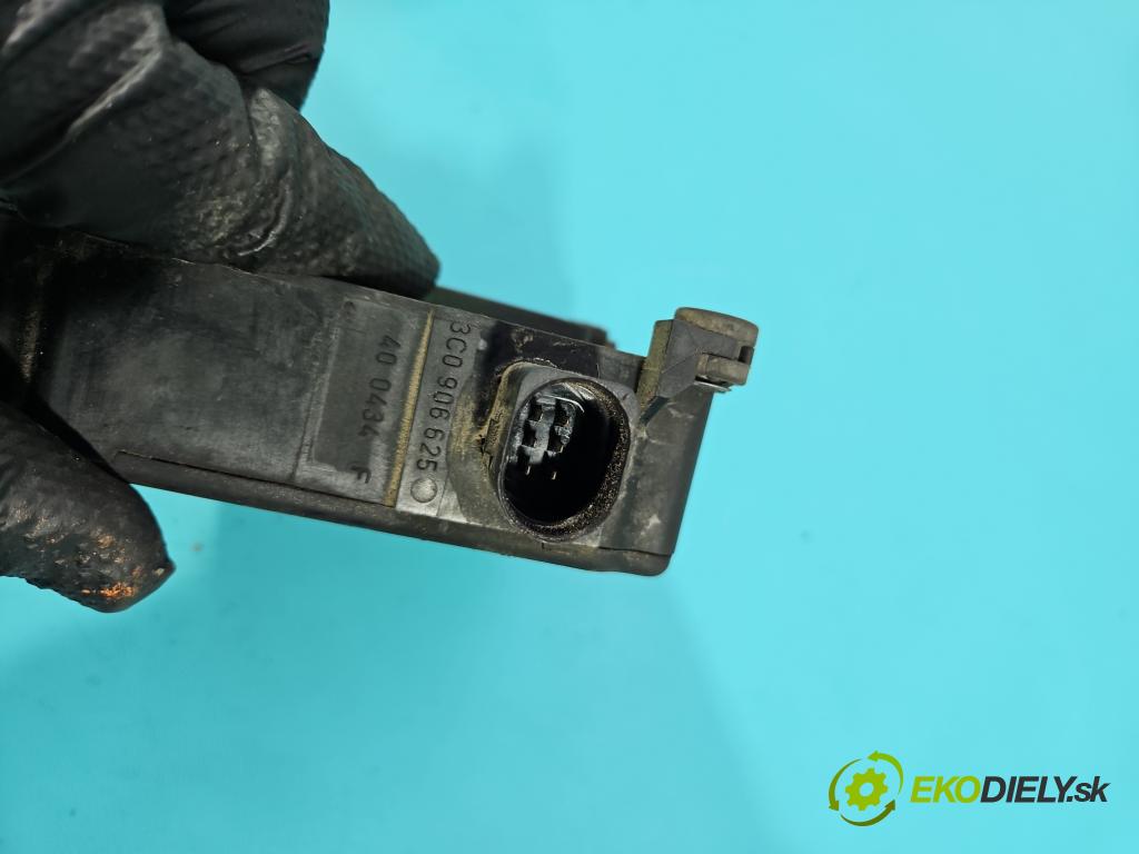 Vw Passat B6 2005-2010 1.9 TDI 105 HP manual 77 kW 1896 cm3 4- ventil magnetické: 3C0906625 (Ventil ostatné)