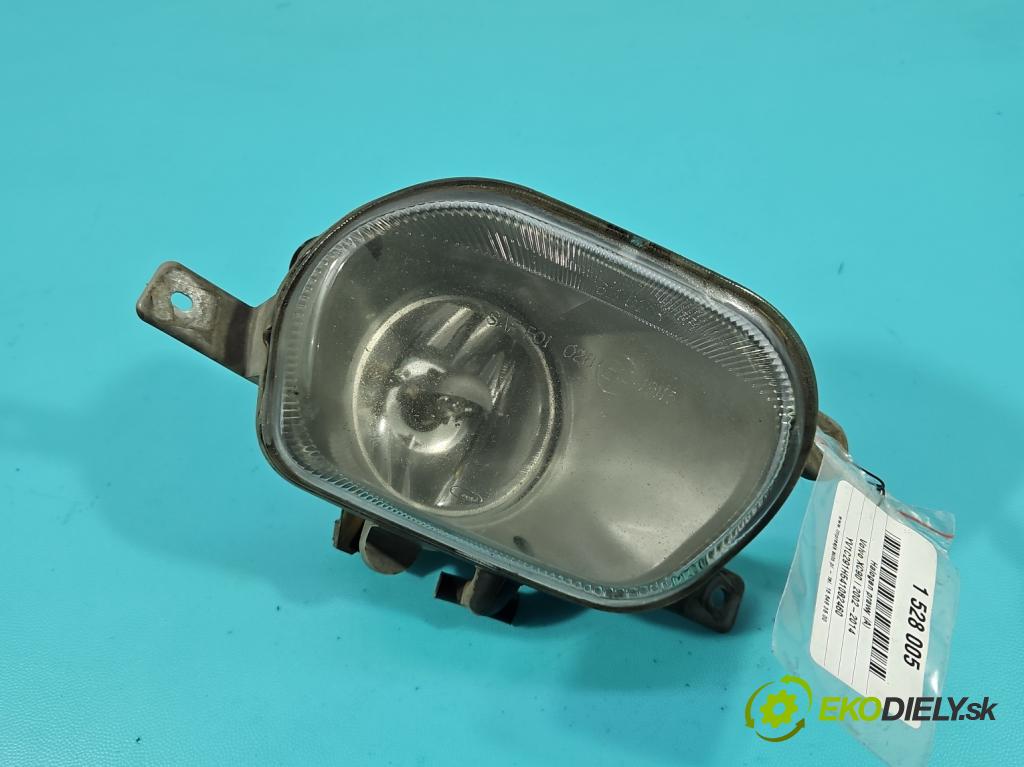 Volvo XC90 I 2002-2014 2.9 T6 272 HP automatic 200 kW 2922 cm3 5- Halogen pravý 8693796 (Kľučka dverí ostatné)