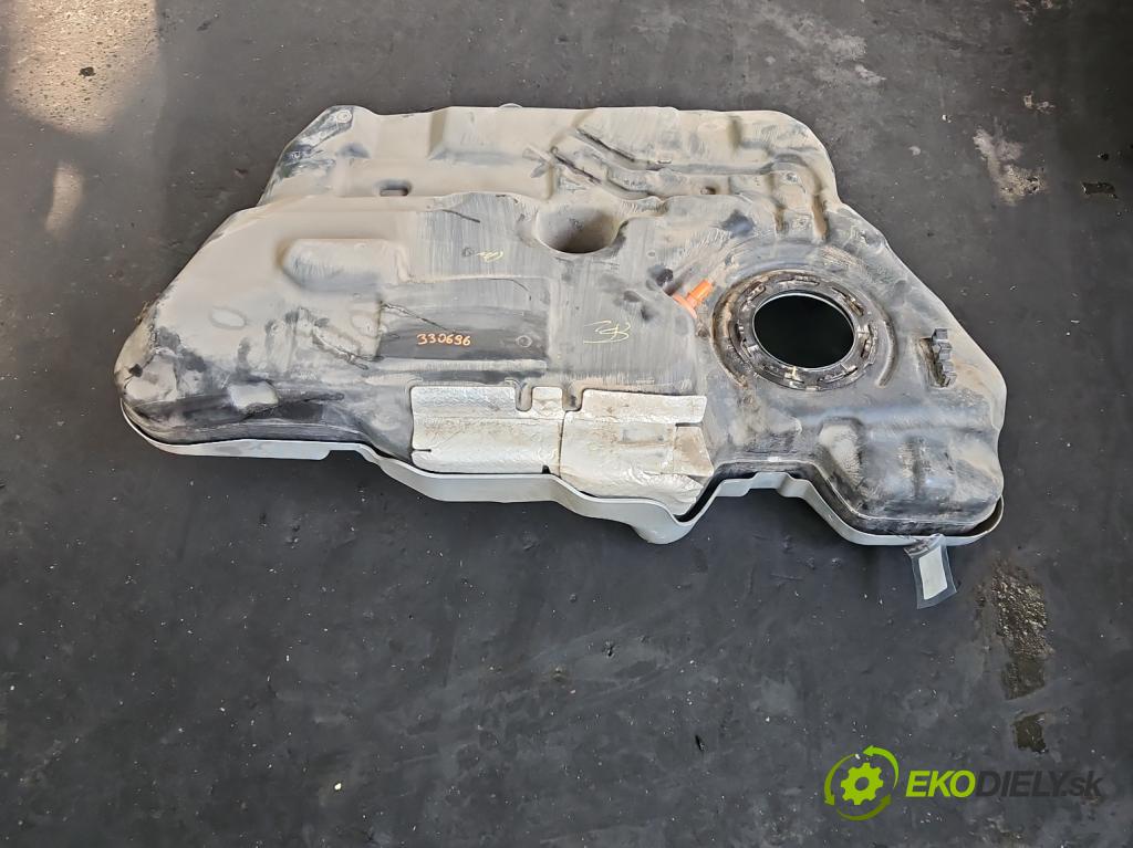 Ford Edge II 2014 - 2021 2.0 ECOBOOST: 245KM automatic 180 kW 1999 cm3 5- Nádrž: palivo F2G3-9K007-BF (Palivová nádrž)