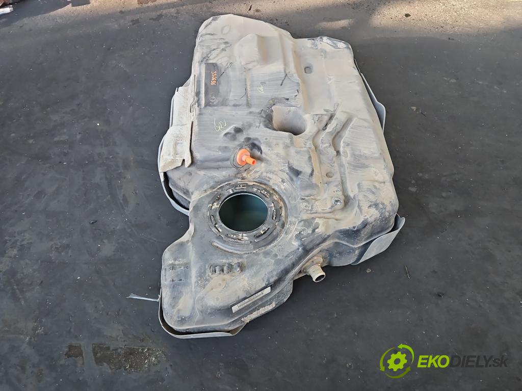 Ford Edge II 2014 - 2021 2.0 ECOBOOST: 245KM automatic 180 kW 1999 cm3 5- Nádrž: palivo F2G3-9K007-BF (Palivová nádrž)