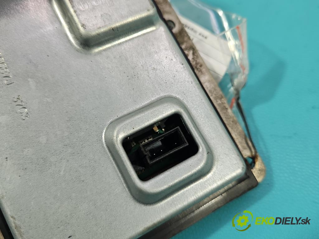 Volvo XC90 I 2002-2014 2.9 T6 272 HP automatic 200 kW 2922 cm3 5- střídač: xenon 73160087J (Riadiaca jednotka xenónu)