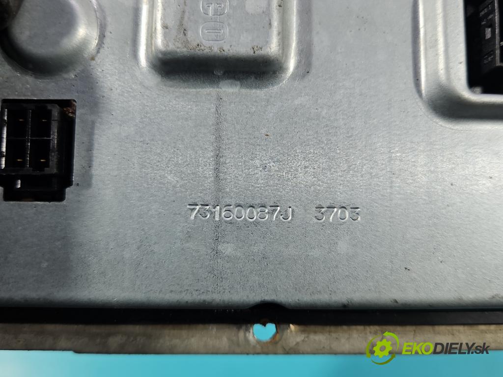 Volvo XC90 I 2002-2014 2.9 T6 272 HP automatic 200 kW 2922 cm3 5- střídač: xenon 73160087J (Riadiaca jednotka xenónu)