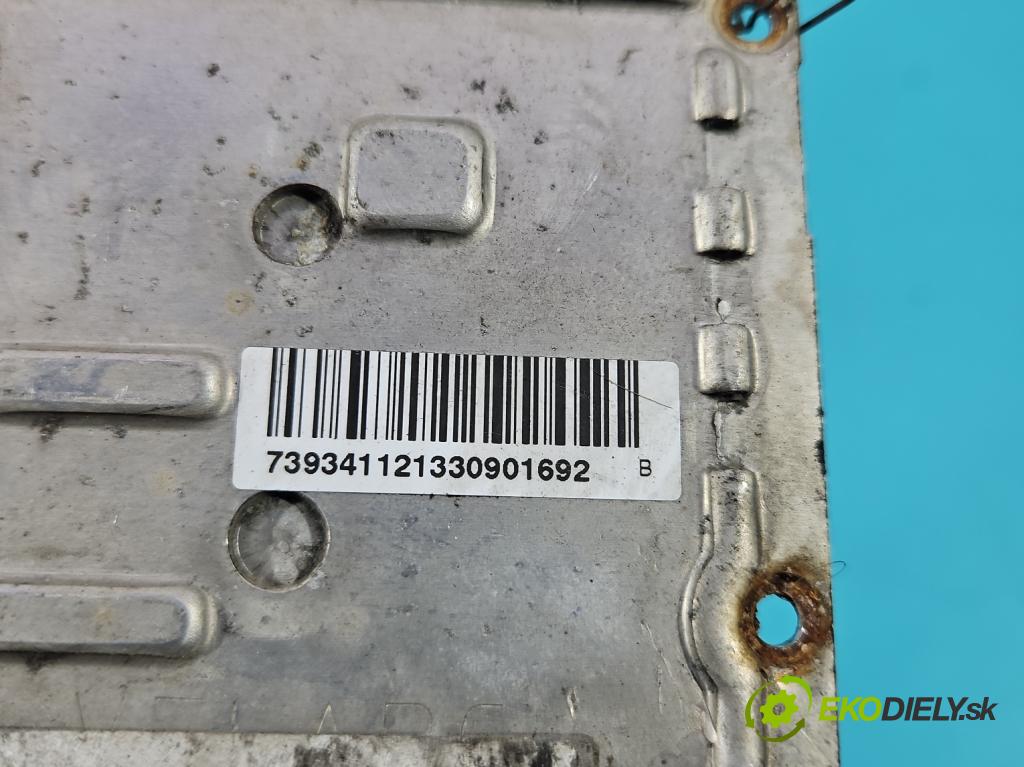 Volvo XC90 I 2002-2014 2.9 T6 272 HP automatic 200 kW 2922 cm3 5- střídač: xenon 73160087J (Riadiaca jednotka xenónu)