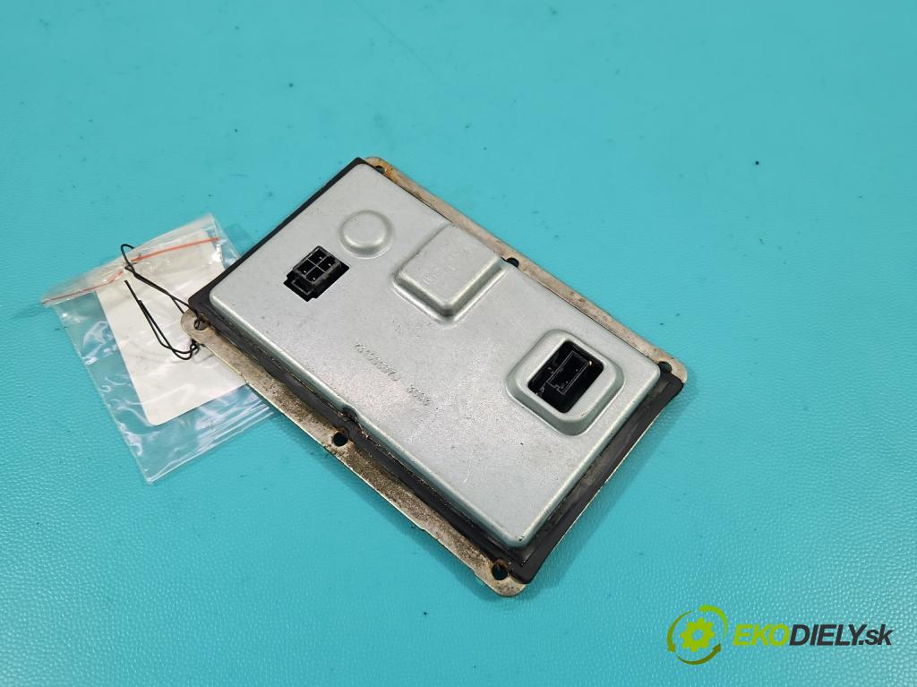 Volvo XC90 I 2002-2014 2.9 T6 272 HP automatic 200 kW 2922 cm3 5- střídač: xenon 73160087J (Riadiaca jednotka xenónu)