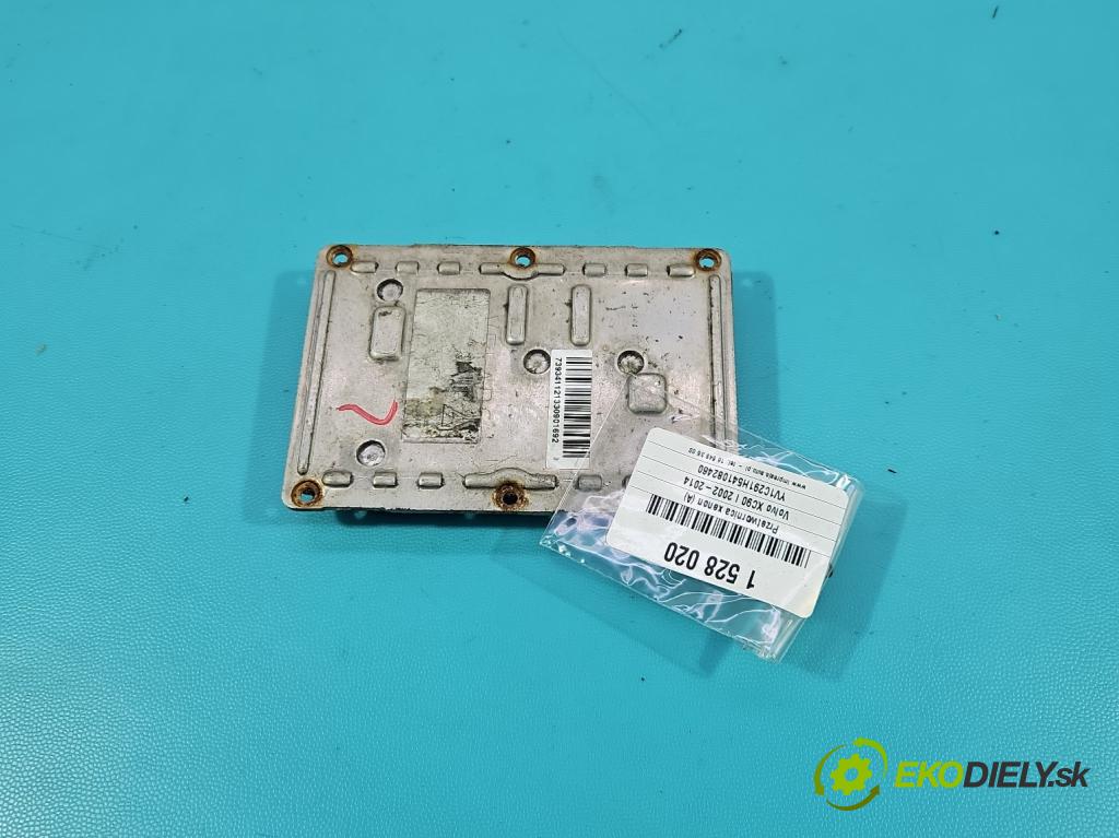 Volvo XC90 I 2002-2014 2.9 T6 272 HP automatic 200 kW 2922 cm3 5- střídač: xenon 73160087J (Riadiaca jednotka xenónu)