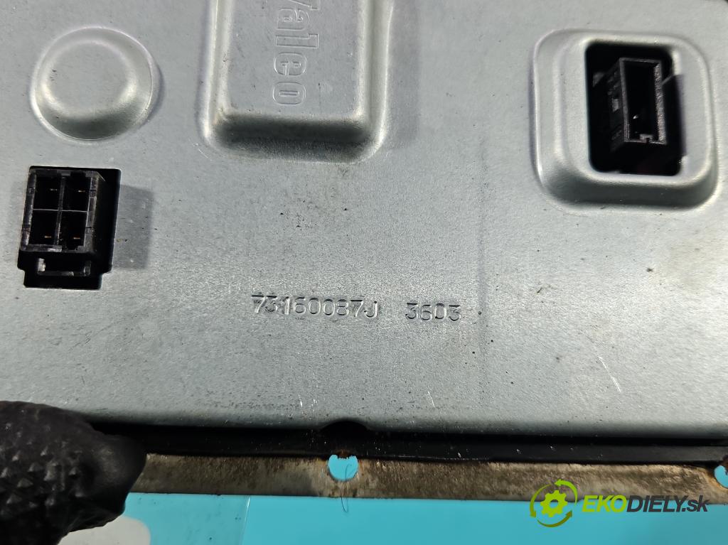 Volvo XC90 I 2002-2014 2.9 T6 272 HP automatic 200 kW 2922 cm3 5- střídač: xenon 73160087J (Riadiaca jednotka xenónu)