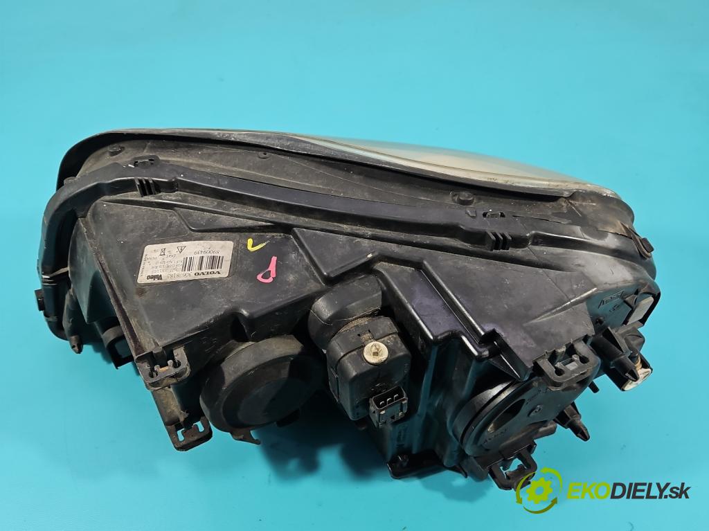 Volvo XC90 I 2002-2014 2.9 T6 272 HP automatic 200 kW 2922 cm3 5- Reflektor: pravý 30678185 (Svetlo predné pravé)