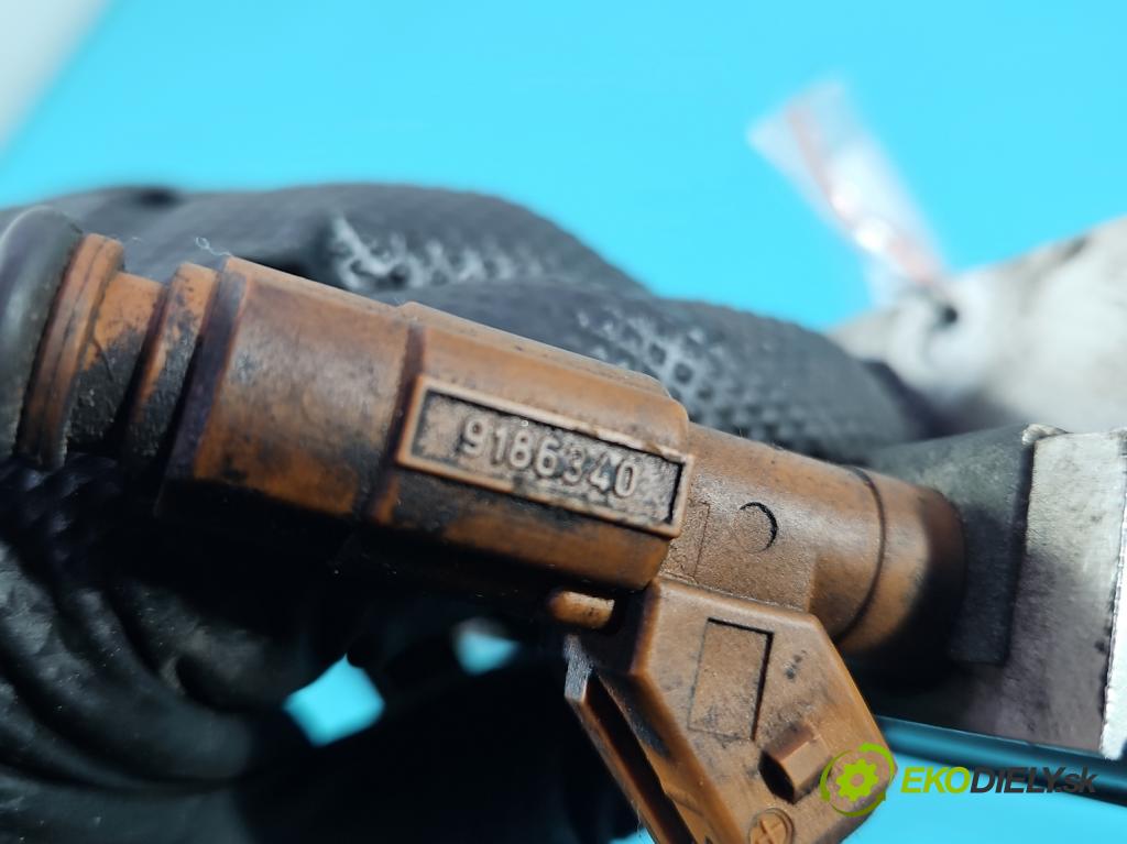 Volvo XC90 I 2002-2014 2.9 T6 272 HP automatic 200 kW 2922 cm3 5- vstrek 0280155831 (Vstrekovač paliva)