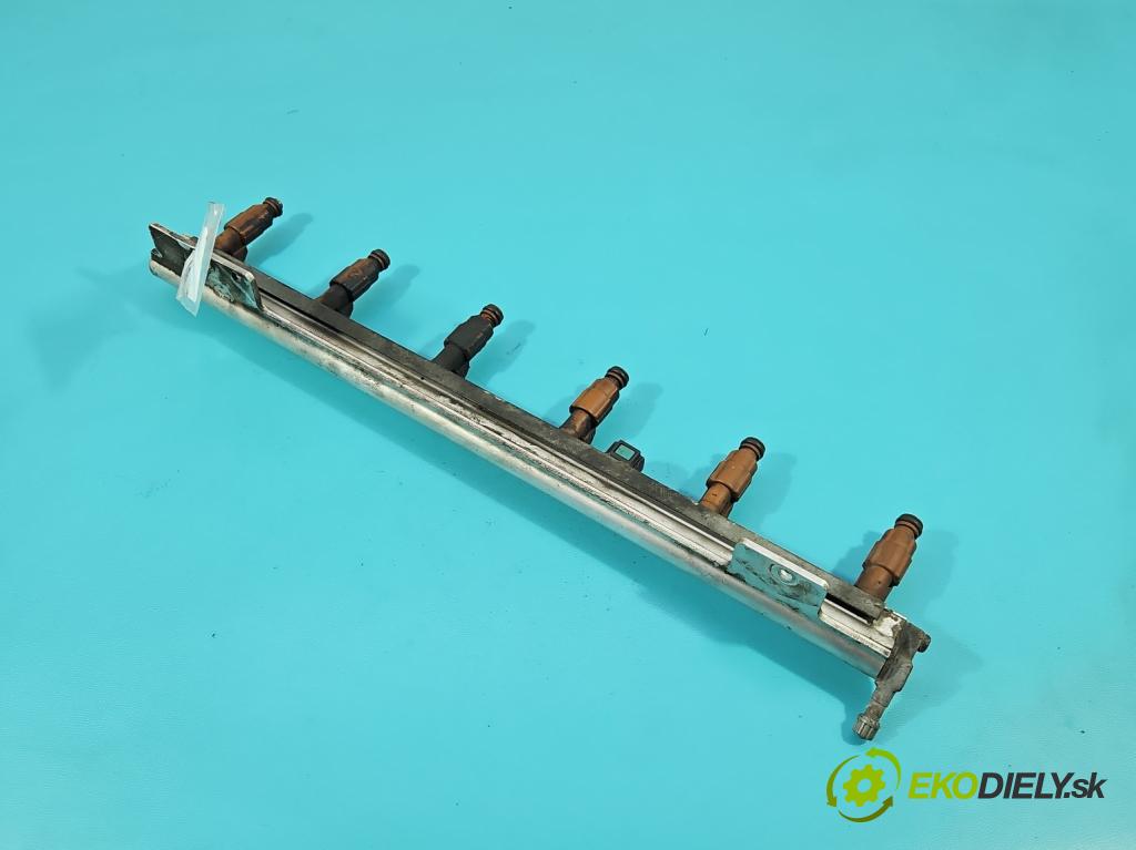 Volvo XC90 I 2002-2014 2.9 T6 272 HP automatic 200 kW 2922 cm3 5- vstrek 0280155831 (Vstrekovač paliva)