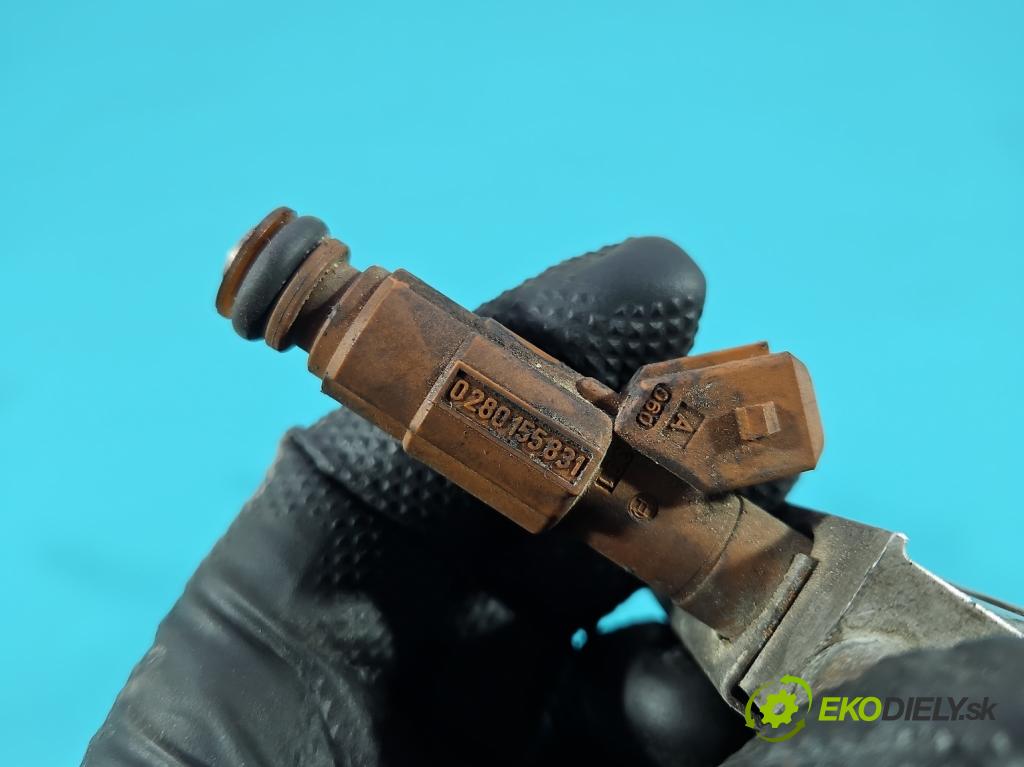 Volvo XC90 I 2002-2014 2.9 T6 272 HP automatic 200 kW 2922 cm3 5- vstrek 0280155831 (Vstrekovač paliva)