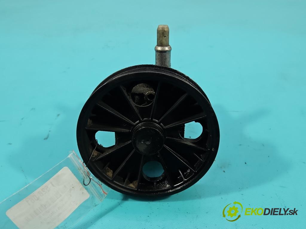 Volvo XC90 I 2002-2014 2.9 T6 272 hp automatic 200 kW 2922 cm3 5- čerpadlo posilovač 8683967116 (Servočerpadlo)