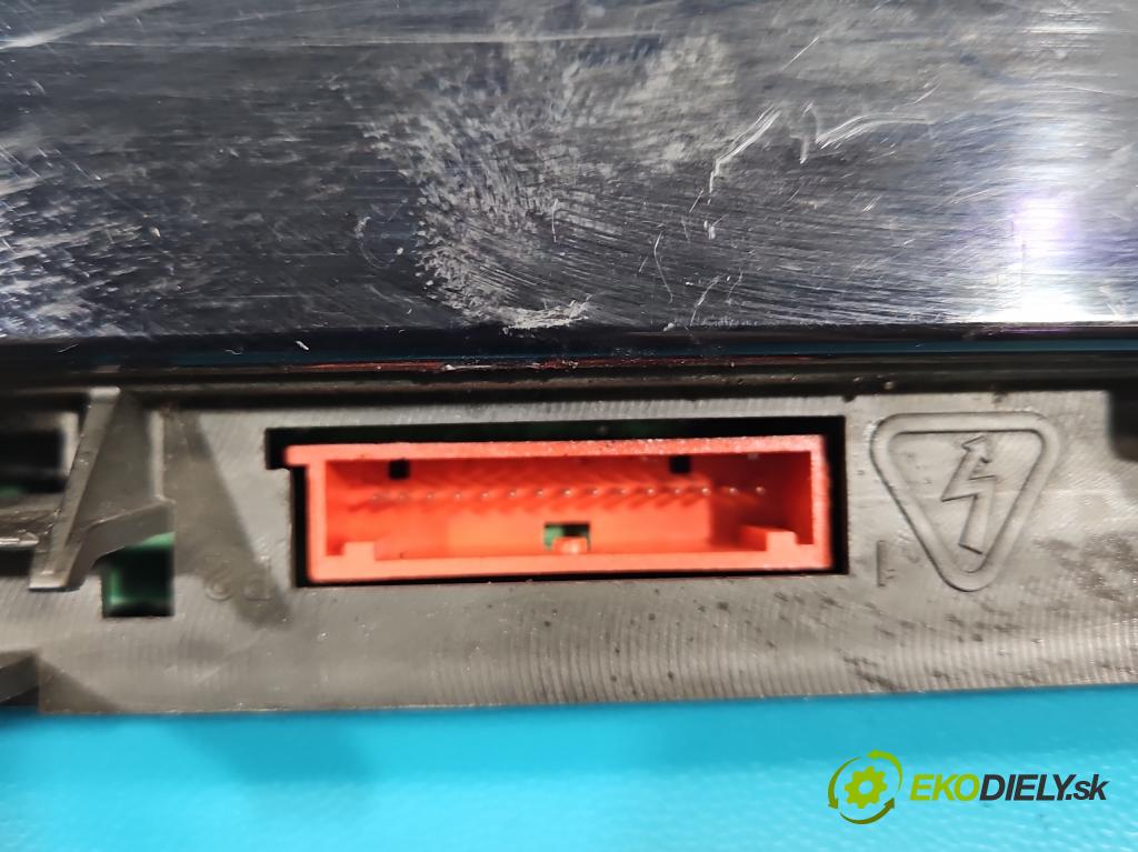 Renault Scenic II 2003-2009 1.9 DCI 116 HP manual 85 kW 1870 cm3 5- prístrojovka/ budíky P8200365607D (Prístrojová doska)