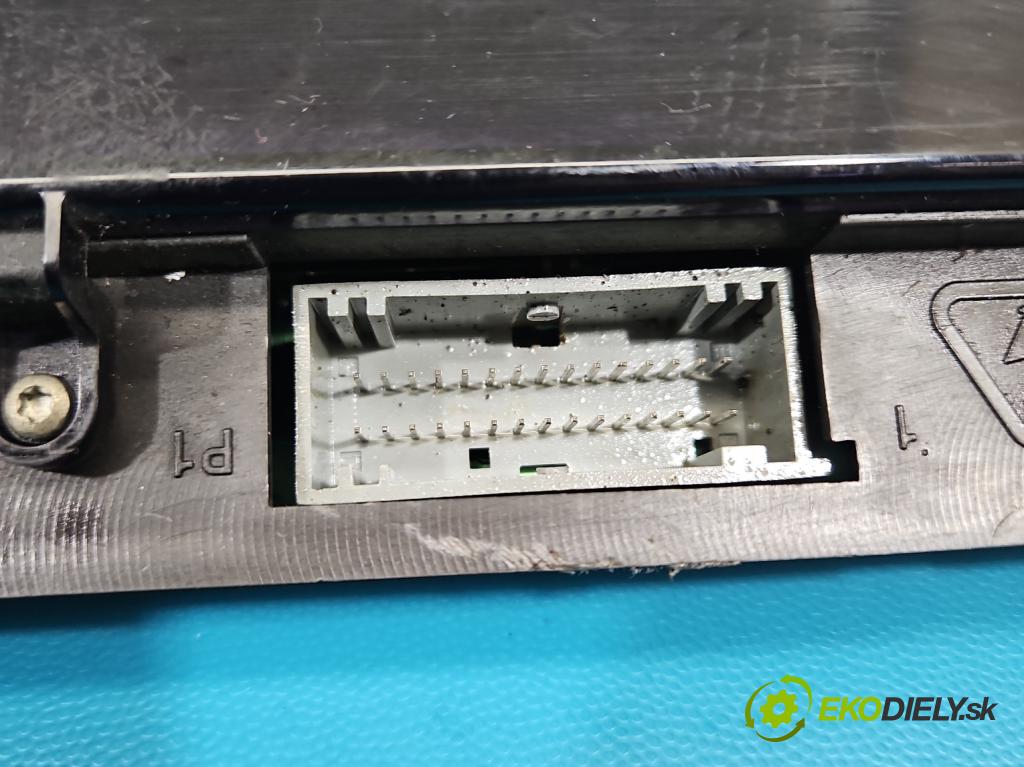 Renault Scenic II 2003-2009 1.9 DCI 116 HP manual 85 kW 1870 cm3 5- prístrojovka/ budíky P8200365607D (Prístrojová doska)