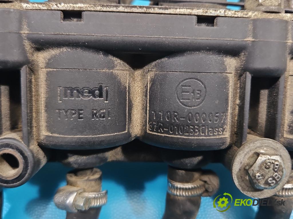 Honda Fr-v 1.7 16V 125 HP manual 92 kW 1668 cm3 5- vstrek LPG MED NIEBIESKI