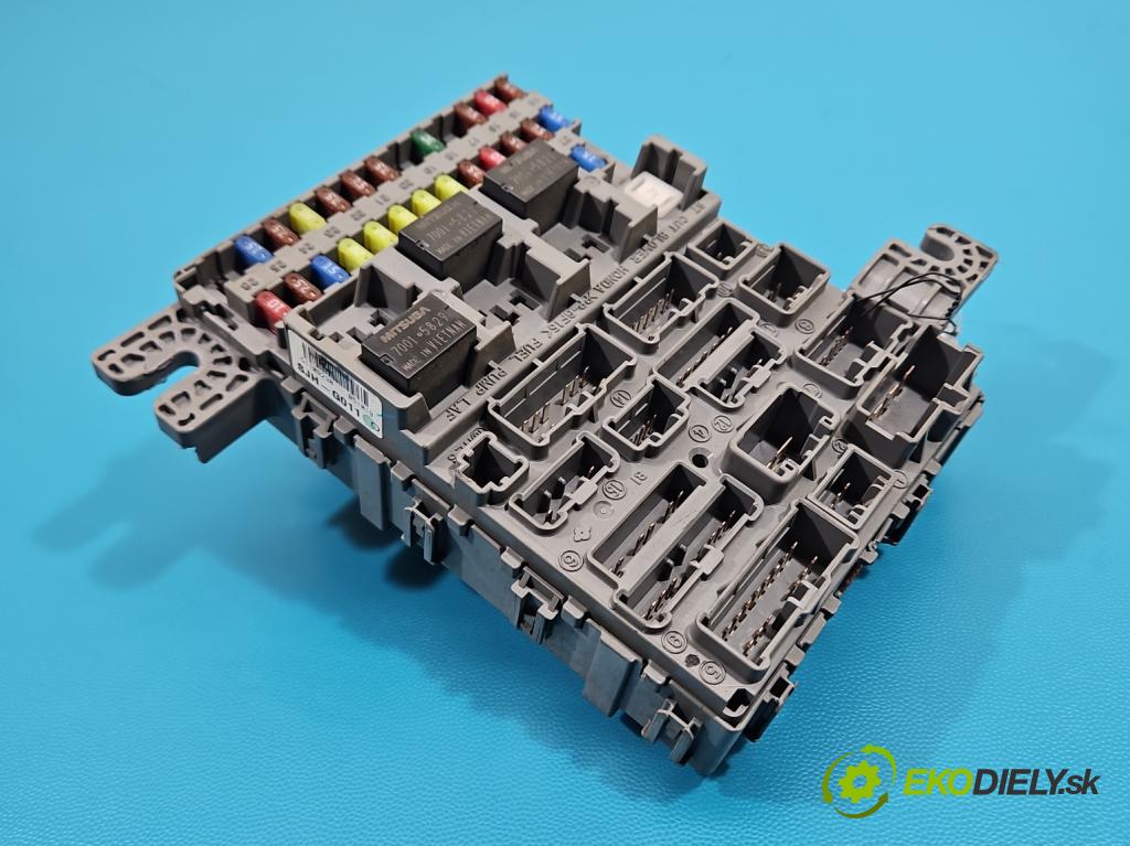 Honda Fr-v 2.2 i-CTDi 140 HP manual 103 kW 2204 cm3 5- skrinka poistka G1109230 (Poistková skrinka)