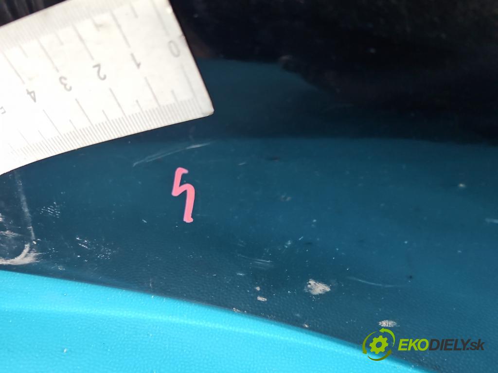 Volvo XC90 I 2002-2014 2.9 T6 272 hp automatic 200 kW 2922 cm3 5- zadní kufrové dveře  (Zadní kapota (kufr))