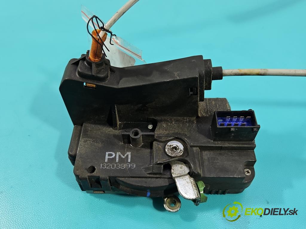 Opel Meriva A 2002-2010 1.6 16v 101 hp manual 74 kW 1598 cm3 5- zámek přední levý