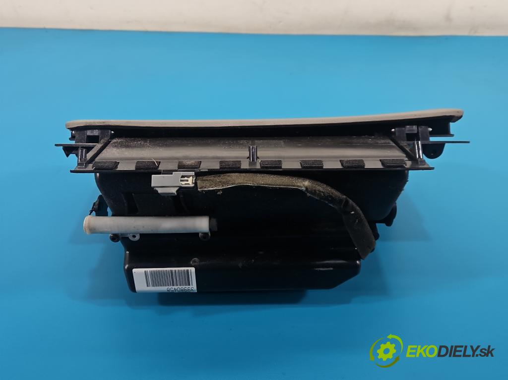 Volvo XC90 I 2002-2014 2.9 T6 272 HP automatic 200 kW 2922 cm3 5- kastlík 3409421