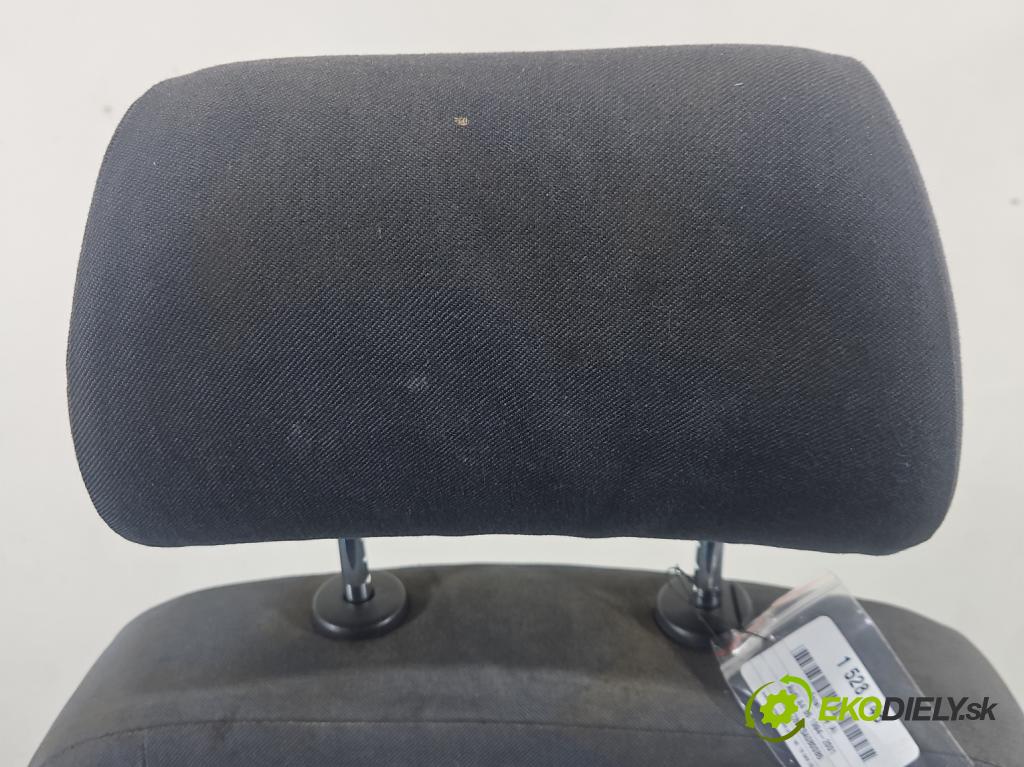 Audi A4 B5 1994-2001 1.9 tdi 90 HP manual 66 kW 1896 cm3 4- Sedačka ľavý  (Sedadlo)