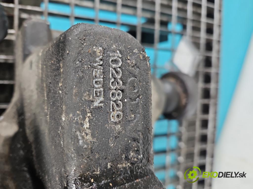 Volvo XC90 I 2002-2014 2.9 T6 272 HP automatic 200 kW 2922 cm3 5- Redukce: 1023829