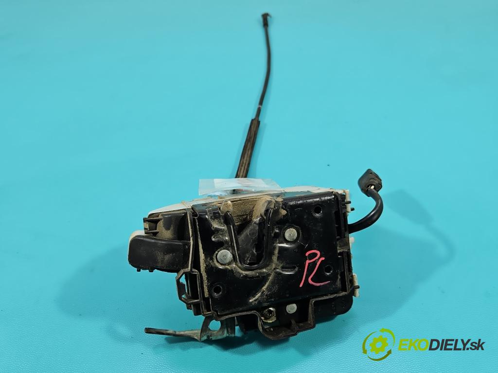 Seat Cordoba I 1993-2002 1.6 MNOHO: 75 hp manual 55 kW 1598 cm3 4- zámek přední levý 6K4837015D
