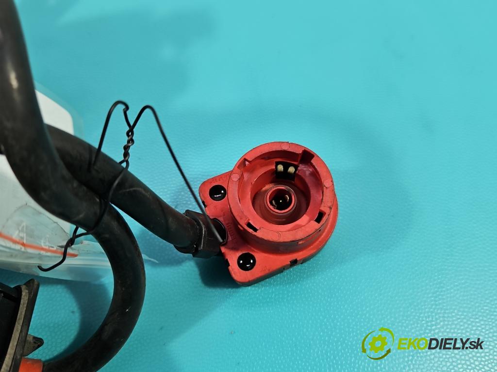 Audi A6 C5 1997-2004 1.8 T 150 HP manual 110 kW 1781 cm3 5- střídač: xenon 5DV007760-15 (Riadiaca jednotka xenónu)