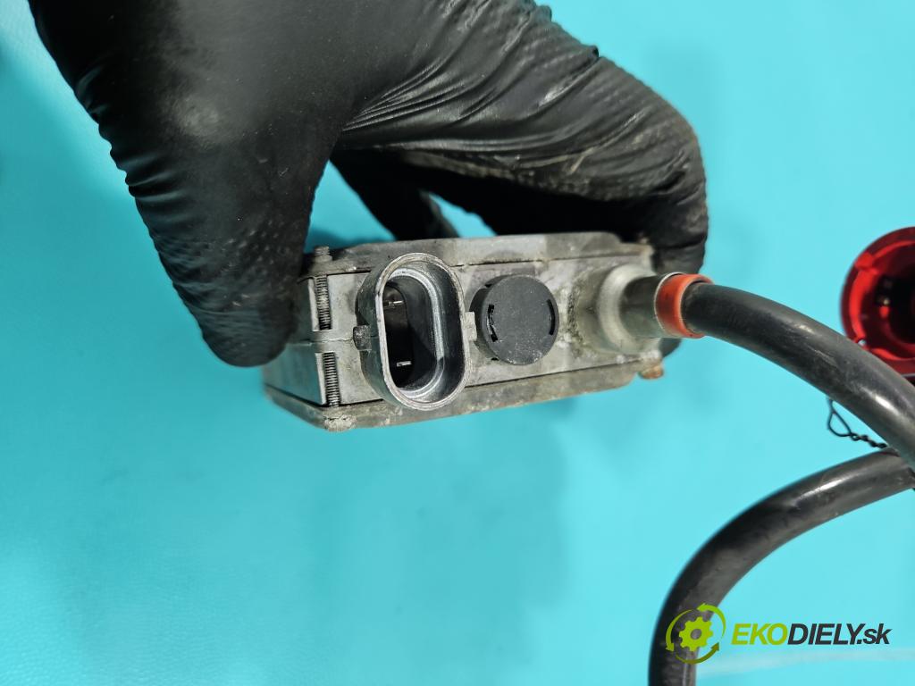 Audi A6 C5 1997-2004 1.8 T 150 HP manual 110 kW 1781 cm3 5- střídač: xenon 5DV007760-15 (Riadiaca jednotka xenónu)