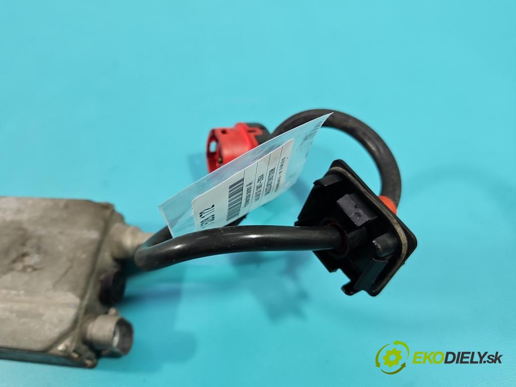 Audi A6 C5 1997-2004 1.8 T 150 HP manual 110 kW 1781 cm3 5- střídač: xenon 5DV007760-15 (Riadiaca jednotka xenónu)