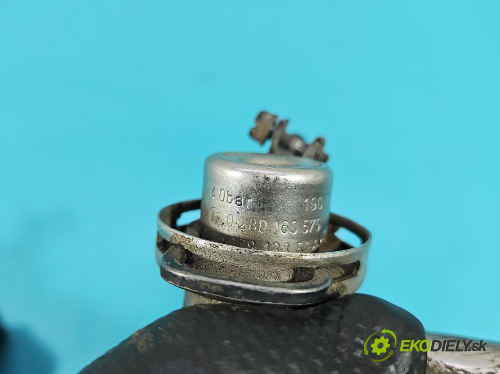 Audi A6 C5 1997-2004 1.8 T 150 HP manual 110 kW 1781 cm3 5- vstrek 0280156065 (Vstrekovač paliva)