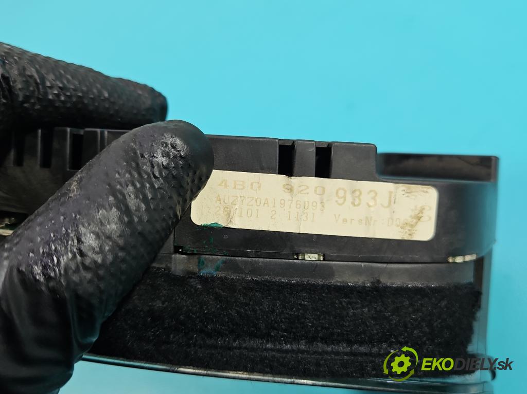 Audi A6 C5 1997-2004 1.8 T 150 HP manual 110 kW 1781 cm3 5- prístrojovka/ budíky 4B0920933J (Prístrojová doska)