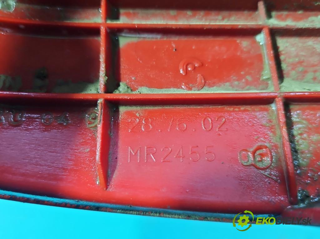 Mitsubishi Space star 1.3 16V 86 HP manual 63 kW 1299 cm3 5- svetlo / reflektor zadné pravé MR2455 (Kľučka dverí ostatné)