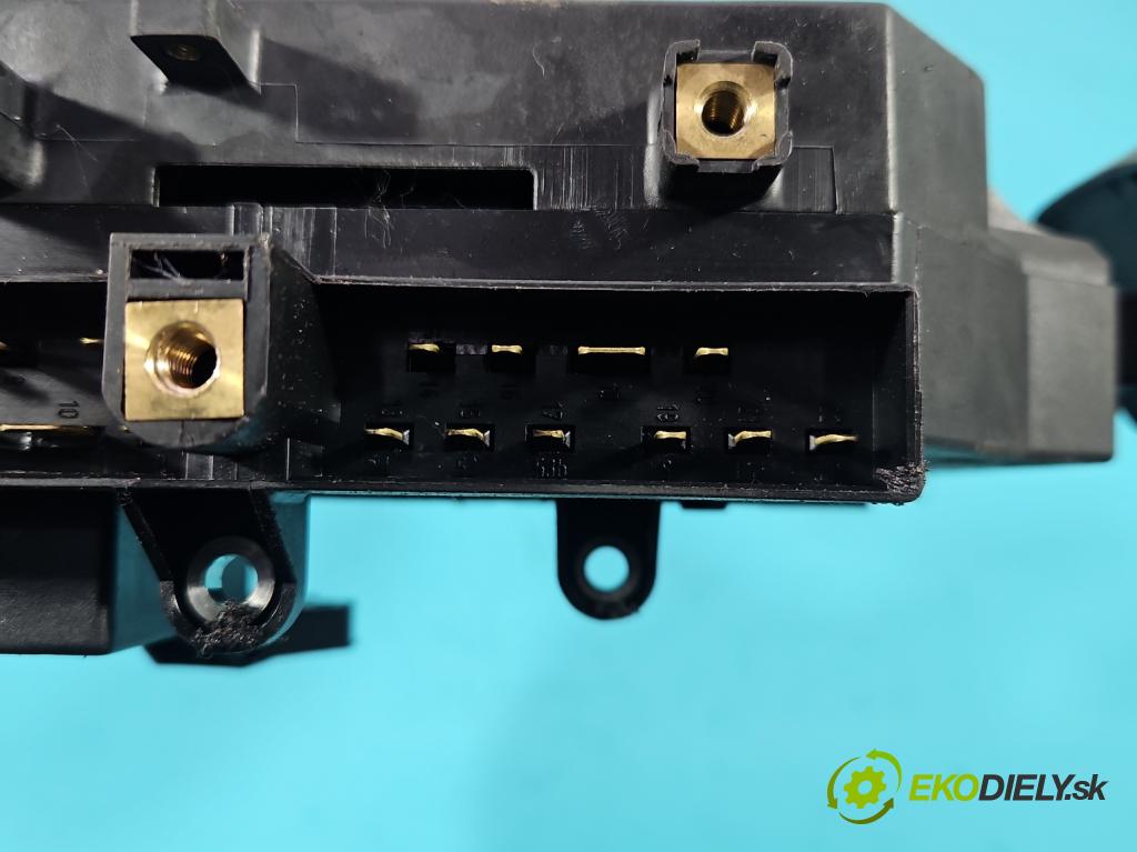 Mercedes Sprinter I 1995-2006 2.7 CDI 156 HP automatic 115 kW 2685 cm3 5- prepínač komplex:  (Prepínacie páčky pod volantom)