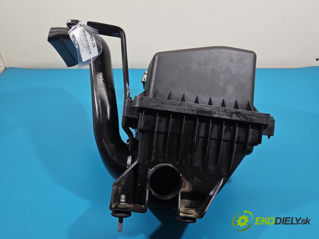 Fiat Freemont 2.0 JTD 170 HP automatic 125 kW 1956 cm3 5- obal filtra vzduchu 04627071AD (Obal vzduchového filtra)