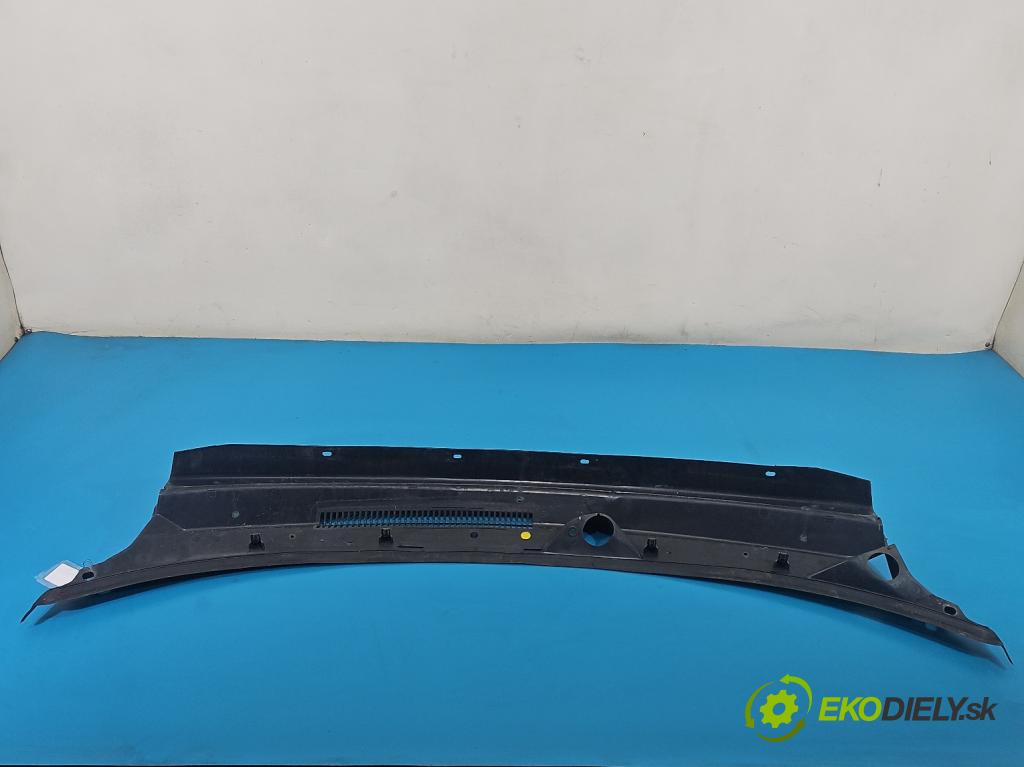 Fiat Freemont 2.0 JTD 170 HP automatic 125 kW 1956 cm3 5- torpédo 05116266AG (Torpédo (plast pod čelným sklom))