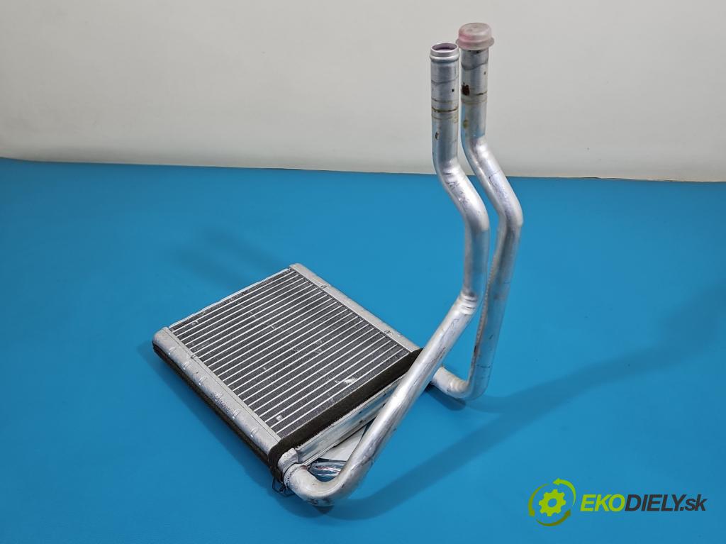 Kia Rio IV 2016-2023 1.2 16V 84KM manual 61.8 kW 1197 cm3 5- radiátor  (Radiátor topení)