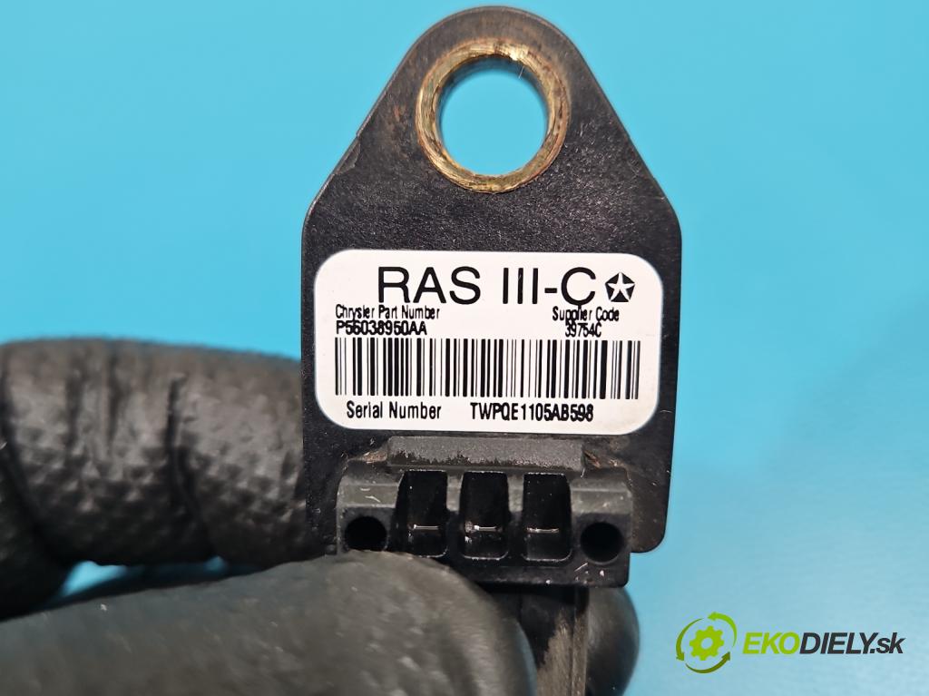 Fiat Freemont 2.0 JTD 170 HP automatic 125 kW 1956 cm3 5- snímač šokovat: P55038950AA (Snímač nárazu)