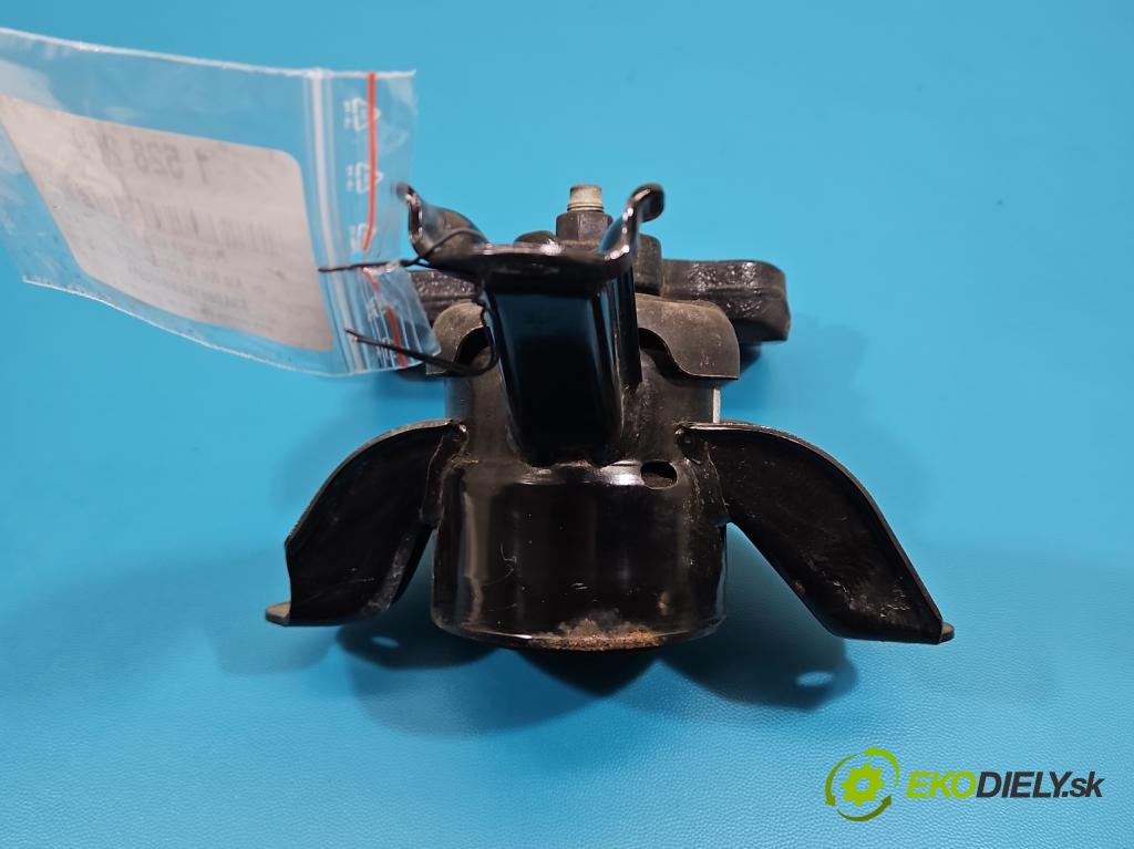 Kia Rio IV 2016-2023 1.2 16V 84KM manual 61.8 kW 1197 cm3 5- Polštář: motoru  (Držák motoru)