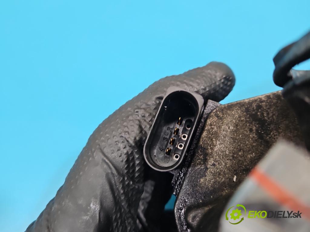 Vw Passat B6 2005-2010 1.9 TDI 105 HP manual 77 kW 1896 cm3 4- klapka 03G128063C (Škrtiaca klapka)