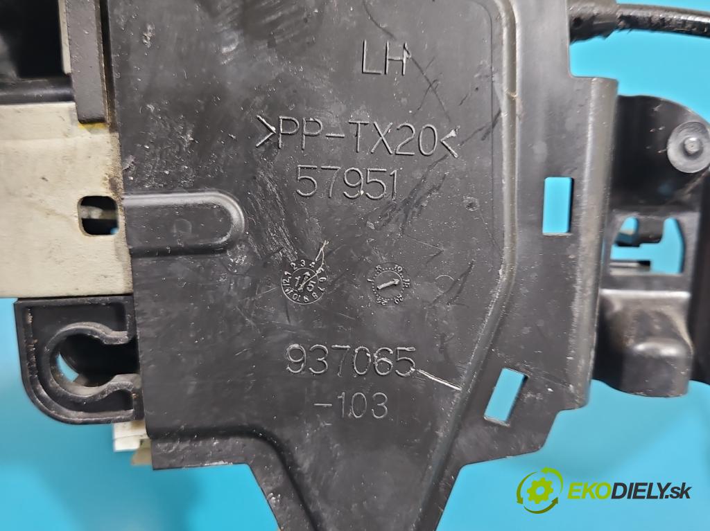 Fiat Freemont 2.0 JTD 170 HP automatic 125 kW 1956 cm3 5- zámok predné ľavý P04589913AE