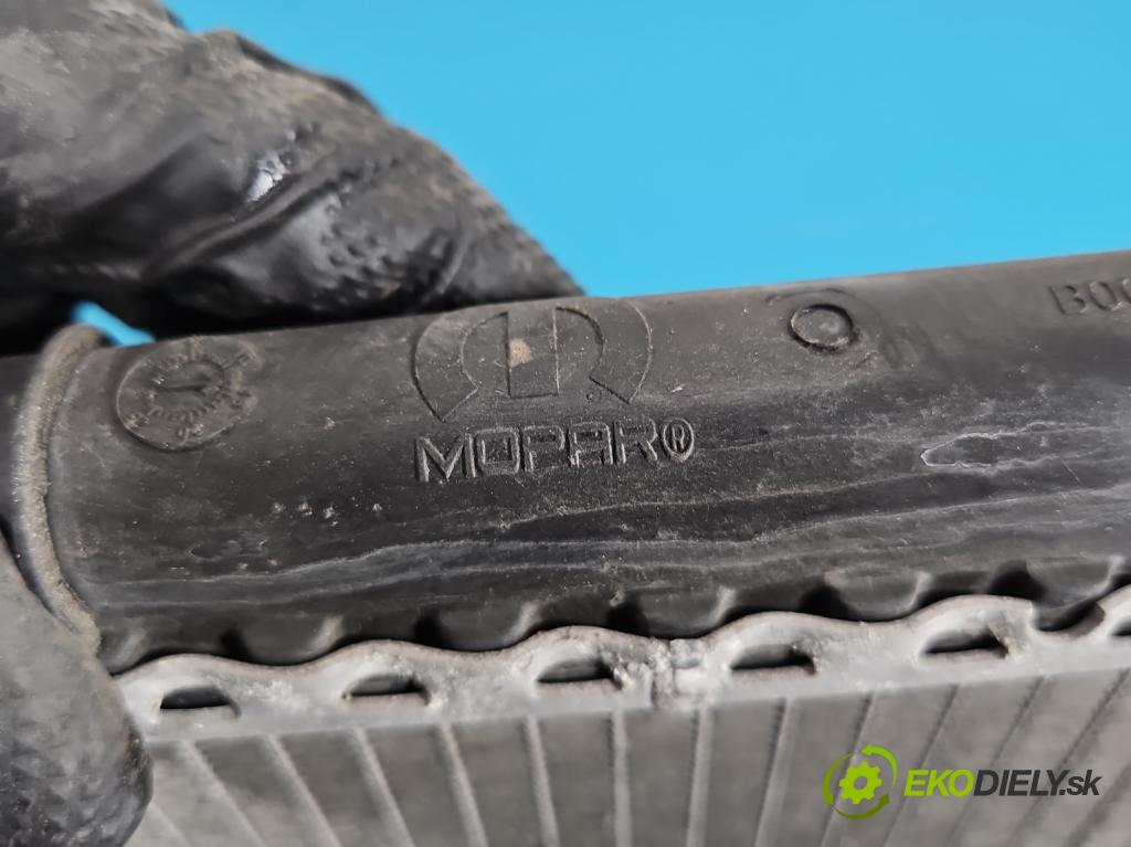 Fiat Freemont 2.0 JTD 170 hp automatic 125 kW 1956 cm3 5- Chladič vody 68038238AA (Vodní chladič)