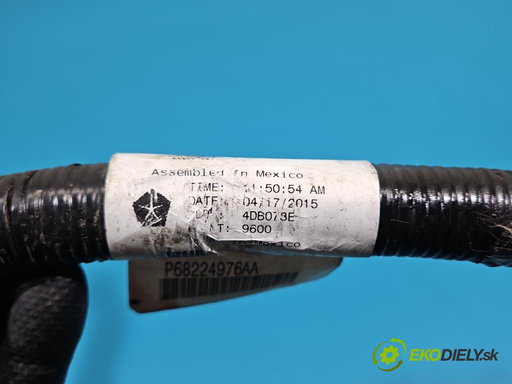 Fiat Freemont 2.0 JTD 170 hp automatic 125 kW 1956 cm3 5- kontakt mínus: 68224976AA