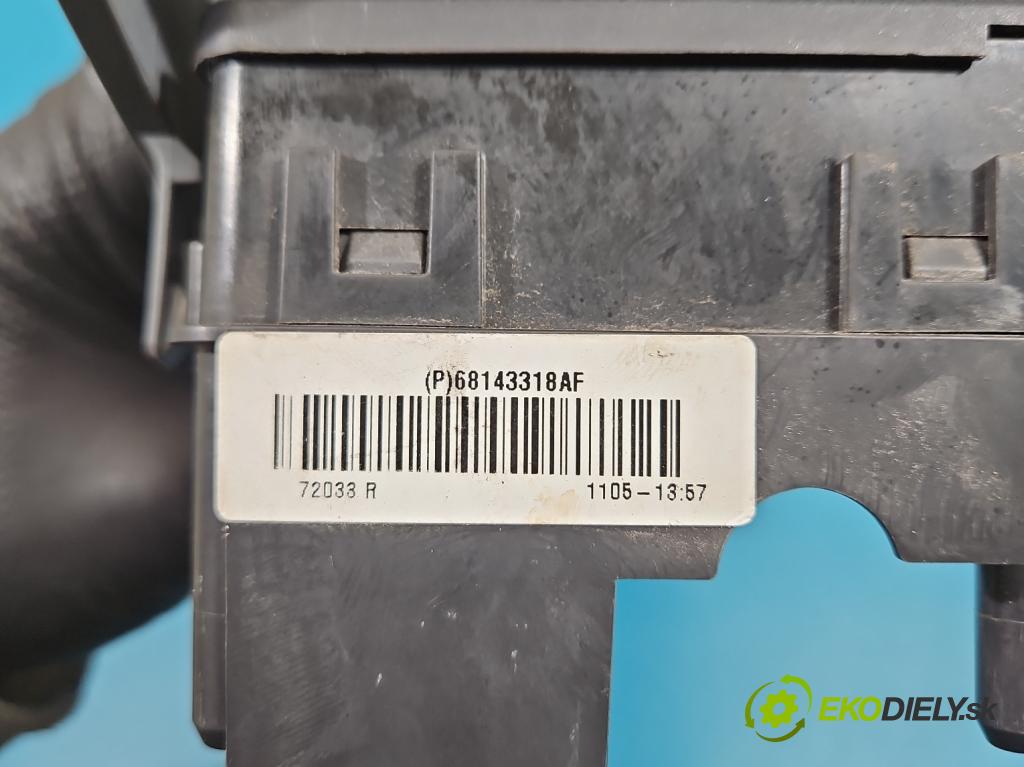 Fiat Freemont 2.0 JTD 170 HP automatic 125 kW 1956 cm3 5- skrinka poistka 68143318AF (Poistková skrinka)
