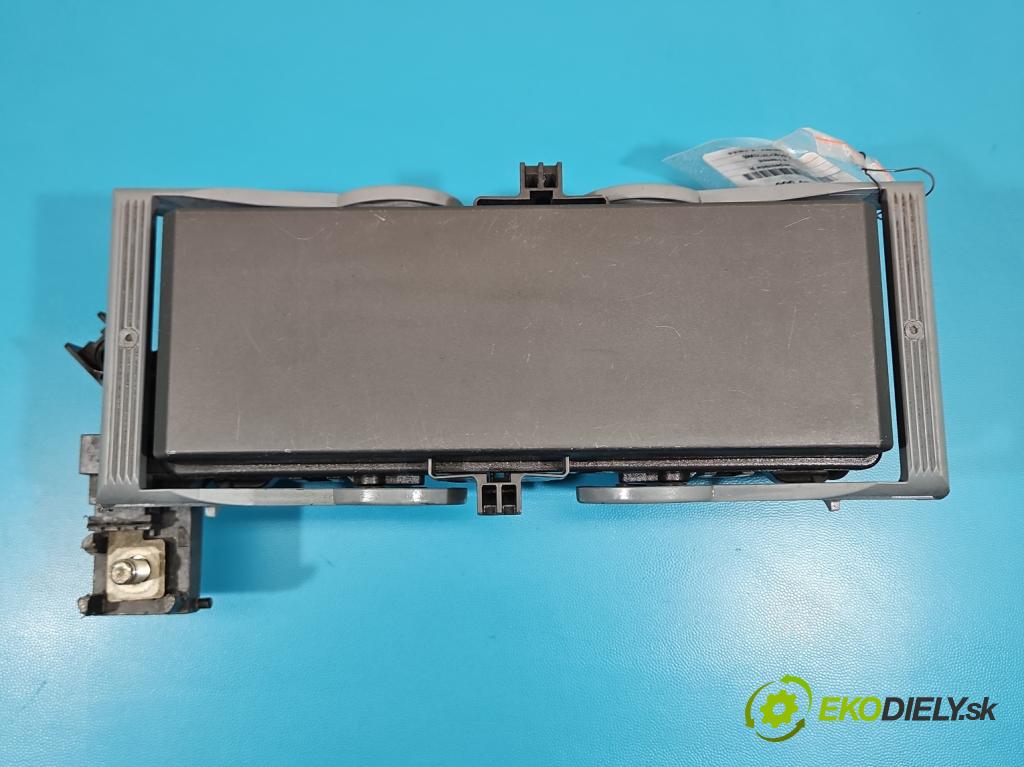 Fiat Freemont 2.0 JTD 170 HP automatic 125 kW 1956 cm3 5- skrinka poistka 68143318AF (Poistková skrinka)