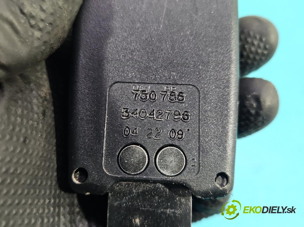 Renault Clio III 2005-2012 1.5 dci 68 HP manual 50 kW 1461 cm3 5- pas bezpečnosť: predné ľavý 8200794023